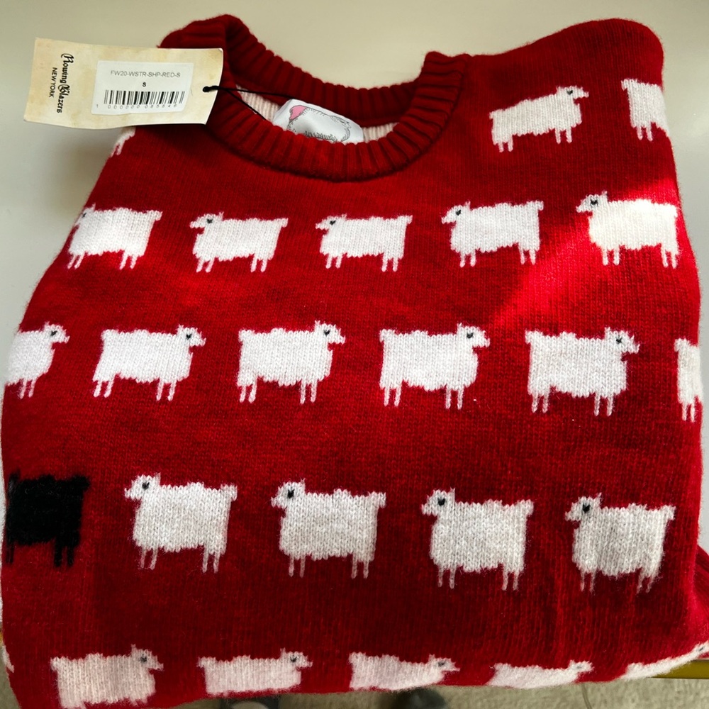 Warm & Wonderful Women’s Fitted Wool Sheep Sweater